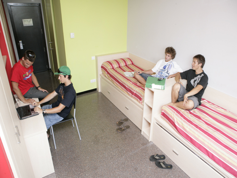 Barcelona summer Camp School